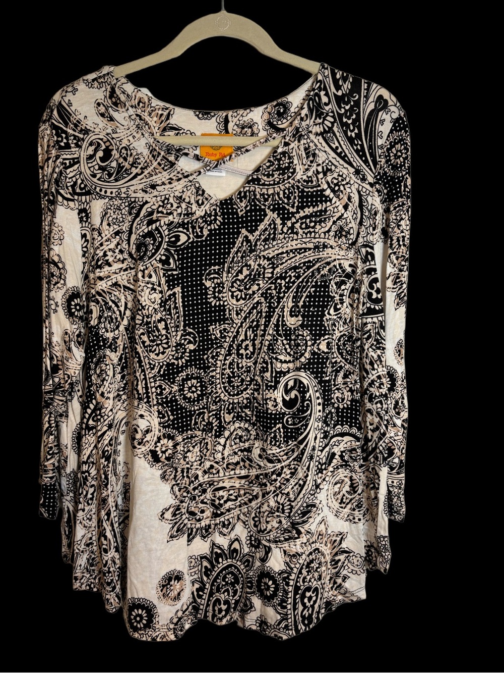 Ruby Rd. Paisley Long-Sleeve Tee - Large - Black Cream Tan Criss-Cross Neck